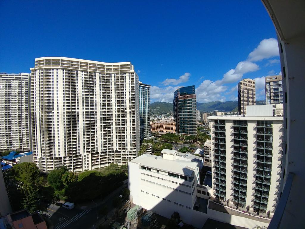 Gem Of Waikiki At Inn On The Park Гонолулу Экстерьер фото